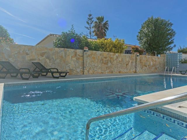 Casa en alquiler en Urbanización El Cañuelo, Vélez-málaga