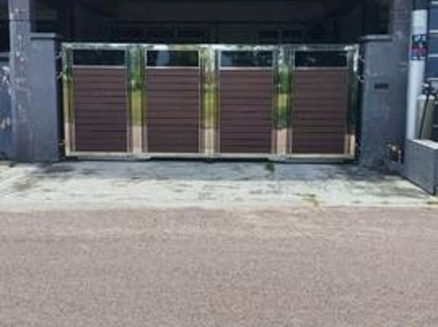 Terraced House for sale in Ulu Tiram, Johor