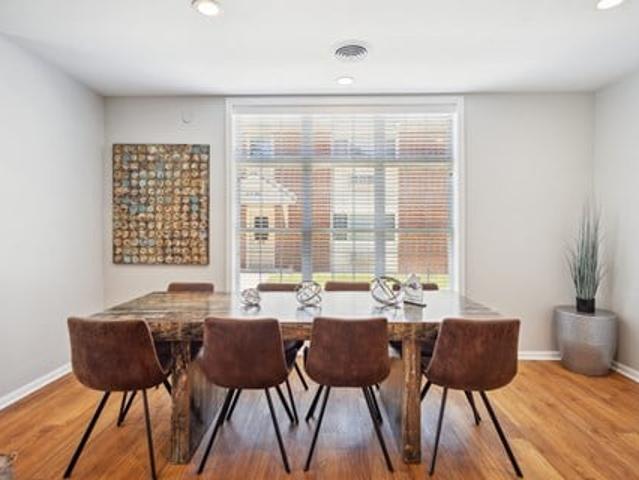 Apartment for rent in Cudahy