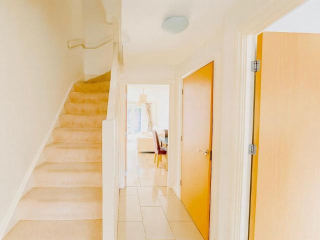 House for rent in Stoneleigh, Ewell