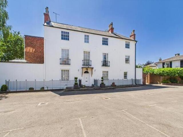 House for sale in Ewens Farm, Golden Valley