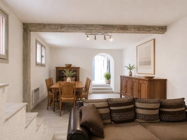 Maison vente à Nice, Cuébris