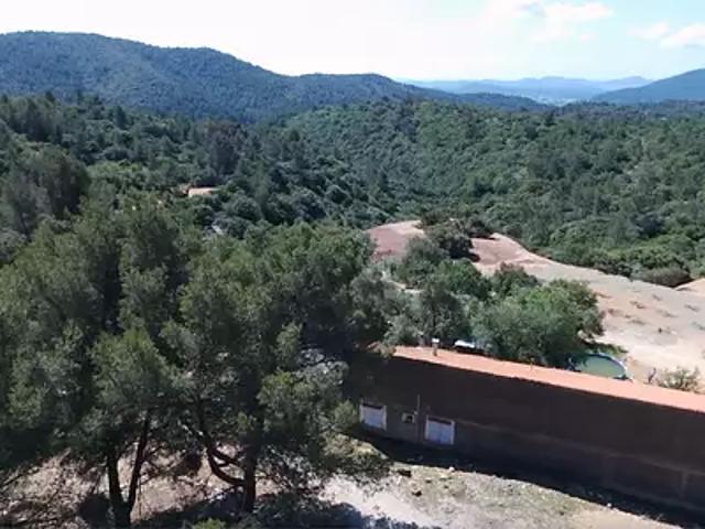 Terrain vente à Arrondissement de Toulon, Cuers