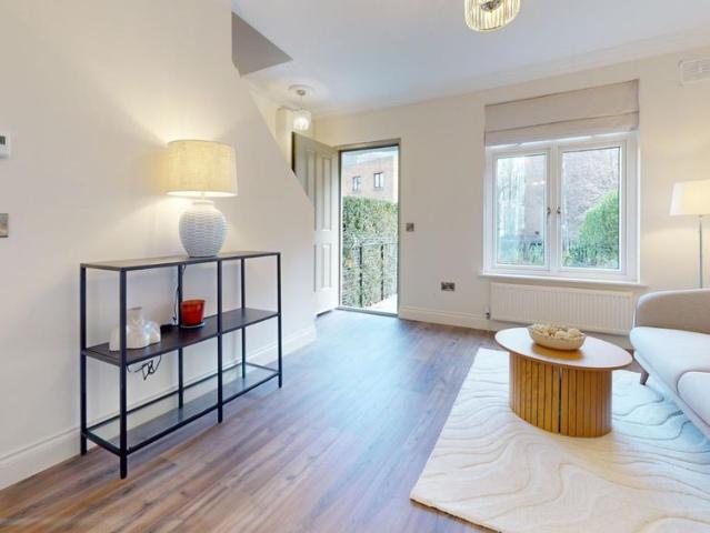 House to rent in Bluebell, North Tipperary