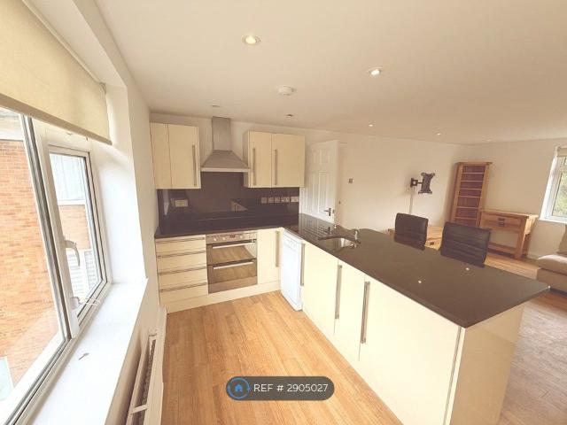 Apartment for rent in Fretherne, Hertfordshire