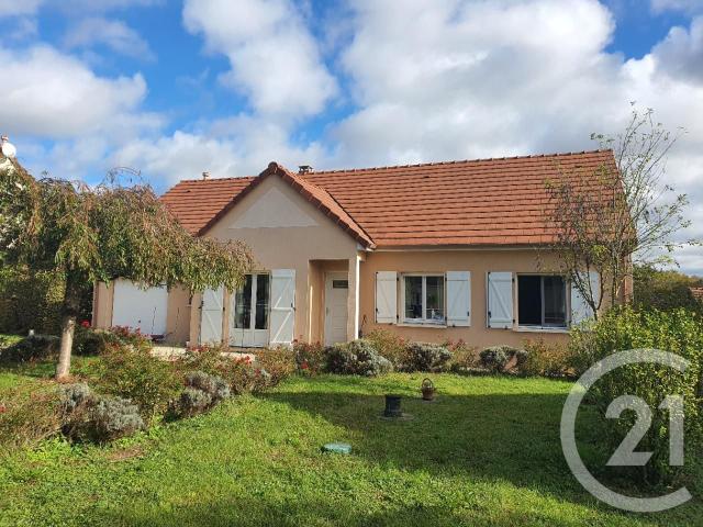 Maison vente à Saint-Amand-Montrond, Cuffy