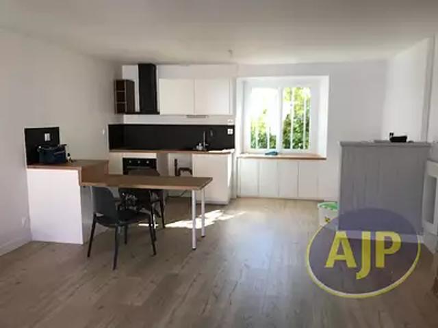 Maison location à La Roche-sur-Yon, Cugand