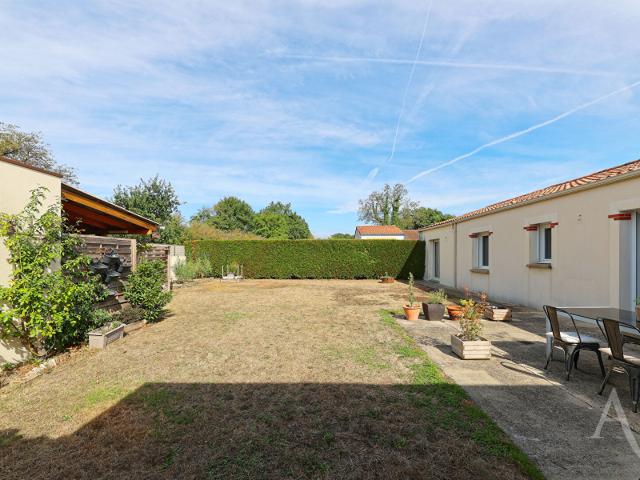 Maison vente à La Roche-sur-Yon, Cugand