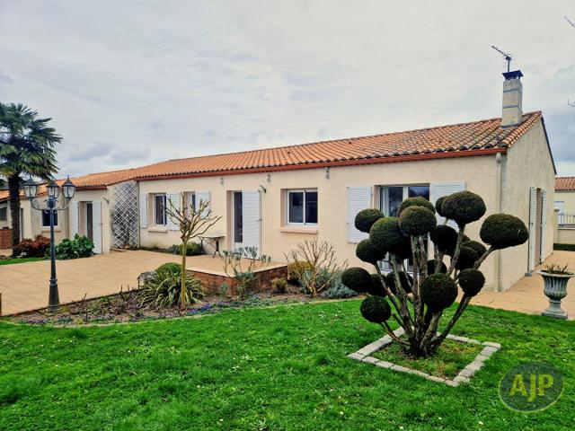 Maison vente à La Roche-sur-Yon, Cugand