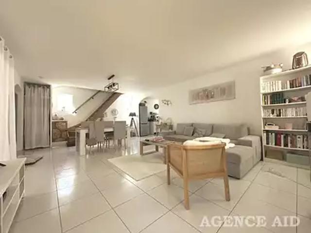Maison vente à Marseille, Cuges-les-pins