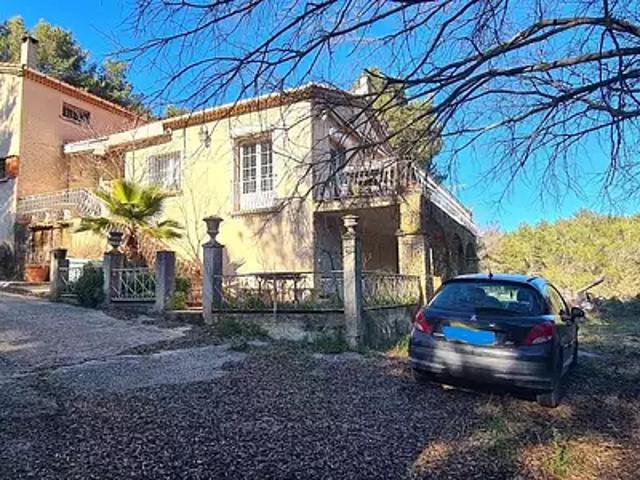 Maison vente à Cuges-les-pins, La Roque Maison vente à Cuges-les-pins, La Roque