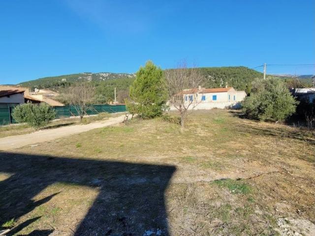Terrain vente à Marseille, Cuges-les-pins