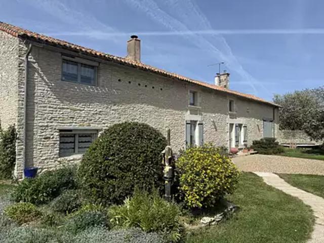 Maison vente à Poitiers, Cuhon