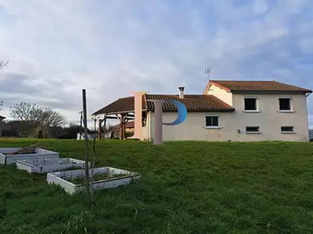 Maison vente à Roanne, Cuinzier