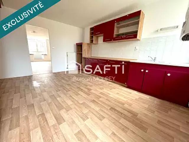 Appartement vente à Louhans-Châteaurenaud, Cuiseaux