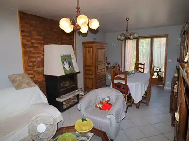 Maison vente à Louhans-Châteaurenaud, Cuisery