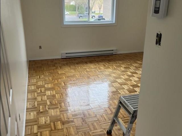 Apartment for rent in St. Leonard's, Quebec