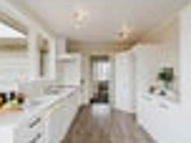 House for sale in Melville