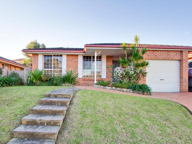 House for rent in Acacia Gardens