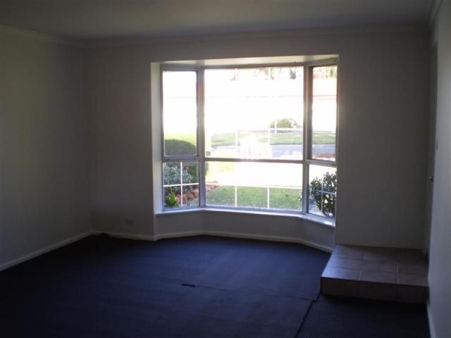 House for rent in Kardinya, Western Australia