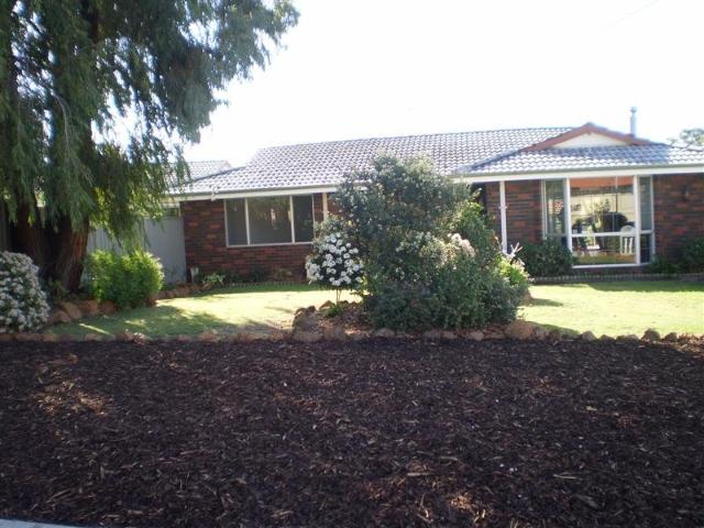 House for rent in Kardinya, Western Australia