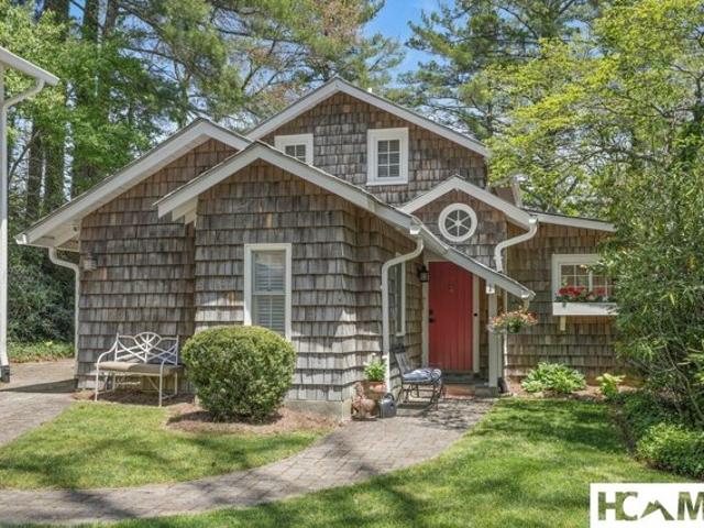 House for sale in Highlands, North Carolina