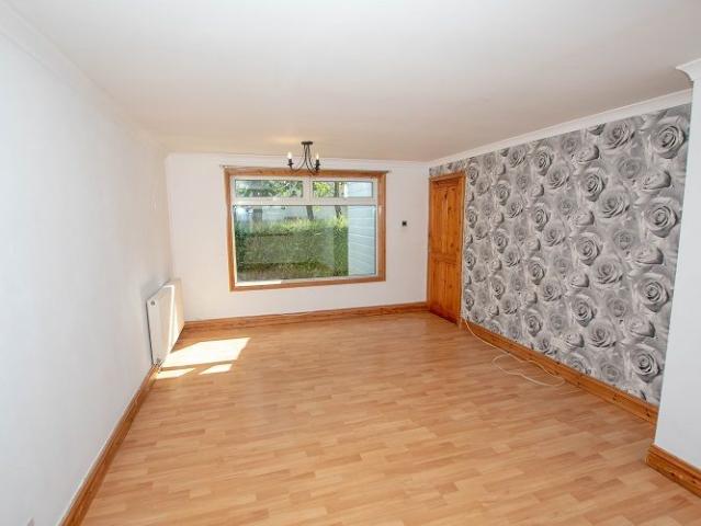 House for rent in Tanshall, Leslie