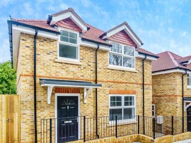 House for sale in Kenley