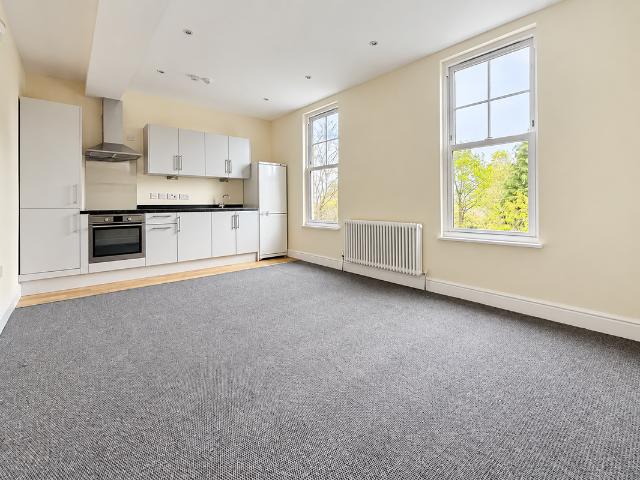 Apartment for rent in London Borough of Croydon, Greater London