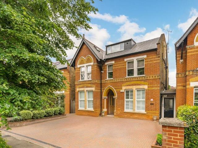 Apartment for rent in London Borough of Ealing, Greater London
