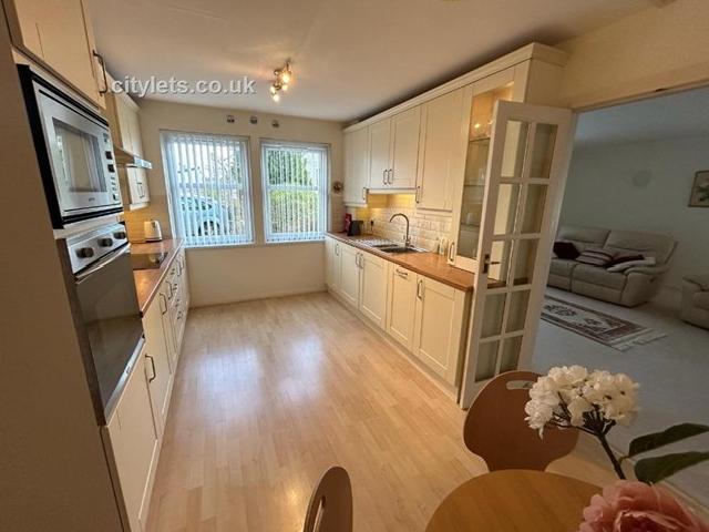 Flat for rent in Ballindoch, Scotland