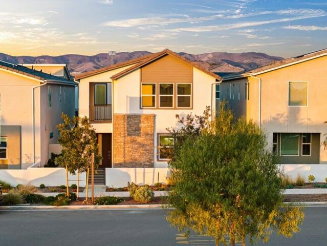 Condo for sale in Orange County Great Park, Irvine