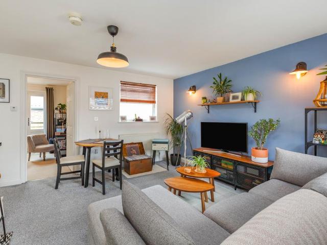 Apartment for rent in Nevill Park, Sandown Park
