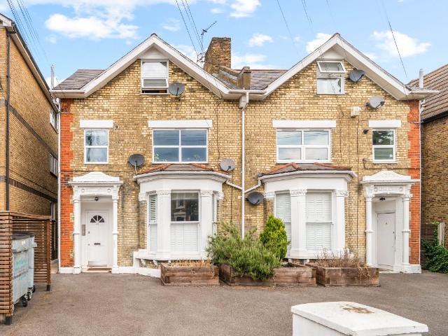 Apartment for rent in Balham, Greater London