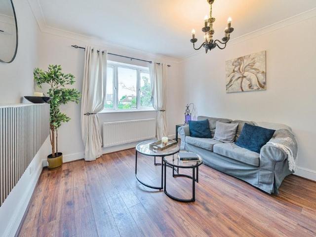 Apartment for rent in Balham, Greater London