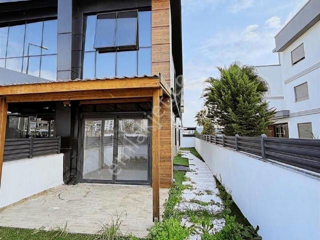 Menderes, İzmir içerisinde satılık Villa