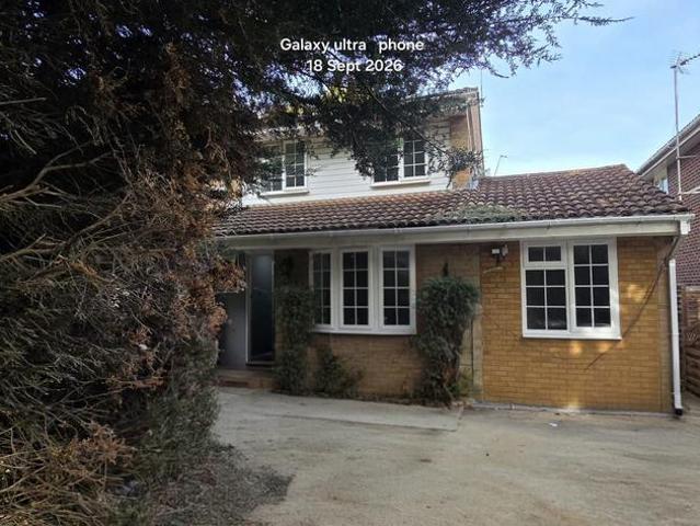 House for rent in Worplesdon, Guildford