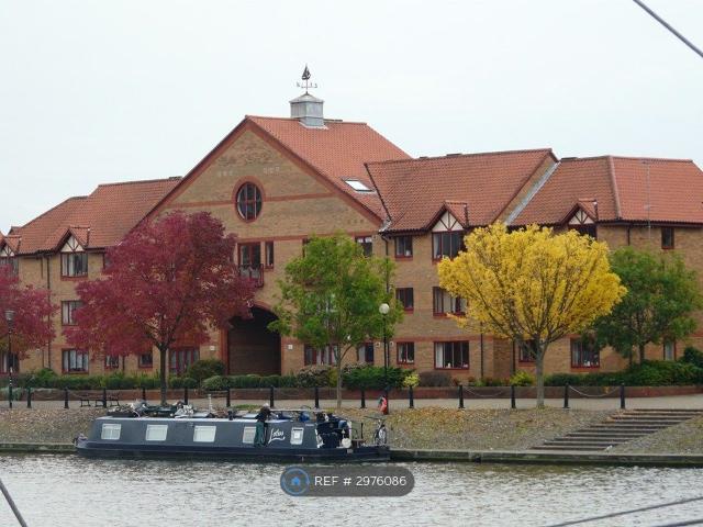 Apartment for rent in Spike Island, Feckenham