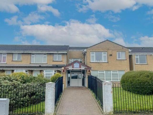 House for sale in Halifax, West Yorkshire