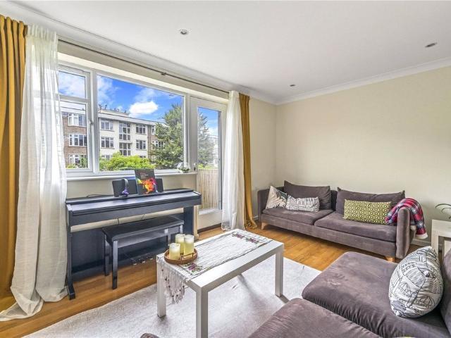 House for rent in St Margarets, Greater London
