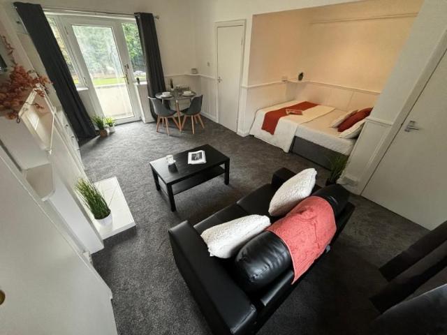 Studio for rent in Headingley Hill, Headingley