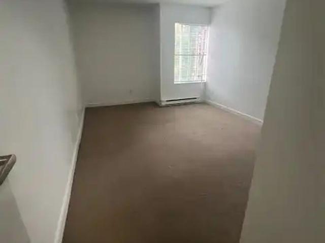 Apartment for rent in Johnston Heights, Surrey