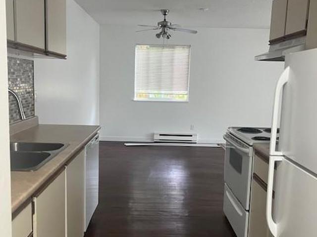 Apartment for rent in Johnston Heights, Surrey