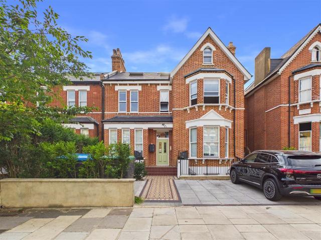 Apartment for rent in London Borough of Ealing, Greater London
