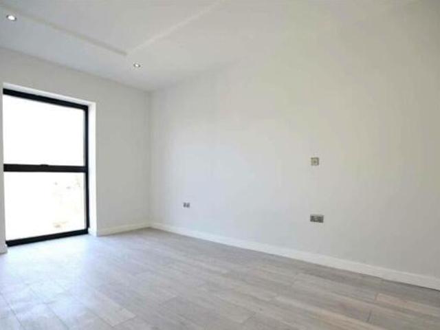 House for sale in London, Greater London