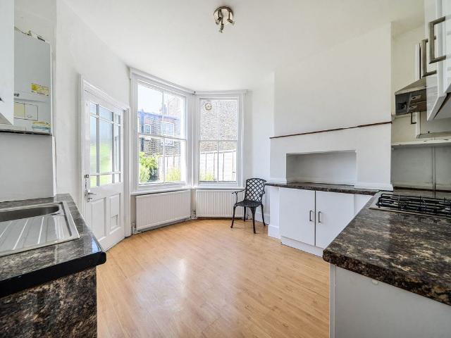 Apartment for rent in London Borough of Ealing, Greater London