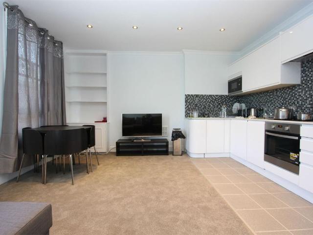 Apartment for rent in Pimlico, Greater London