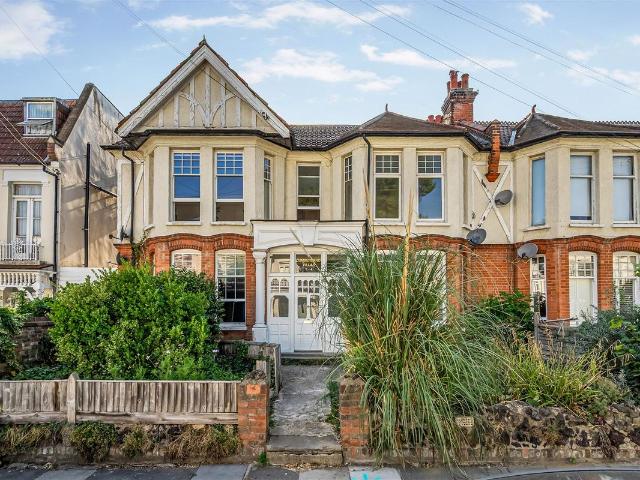 Apartment for rent in London Borough of Ealing, Greater London