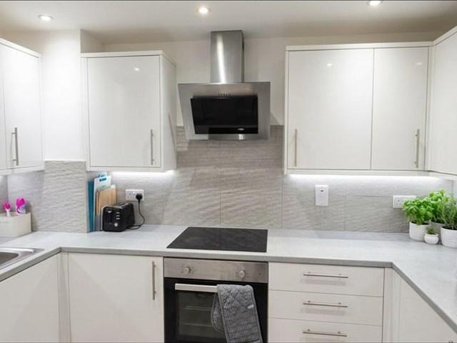 Apartment for rent in Haghill, Scotland