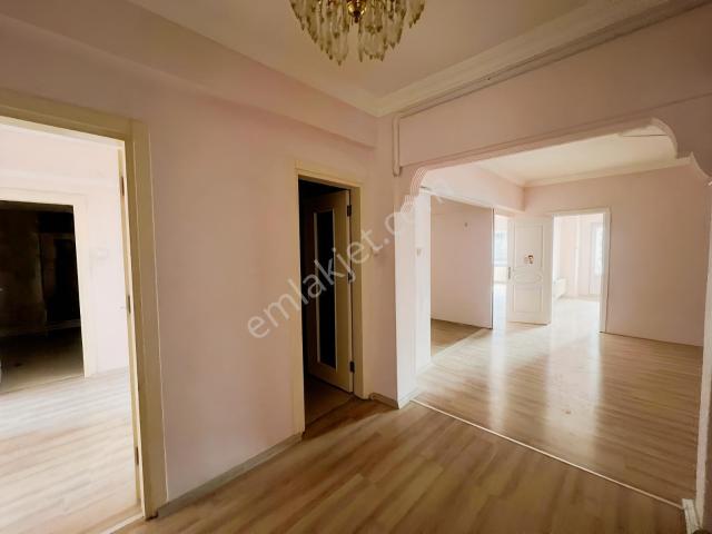 Pirimehmet Mahallesi, Isparta Merkez içerisinde kiralık mülk